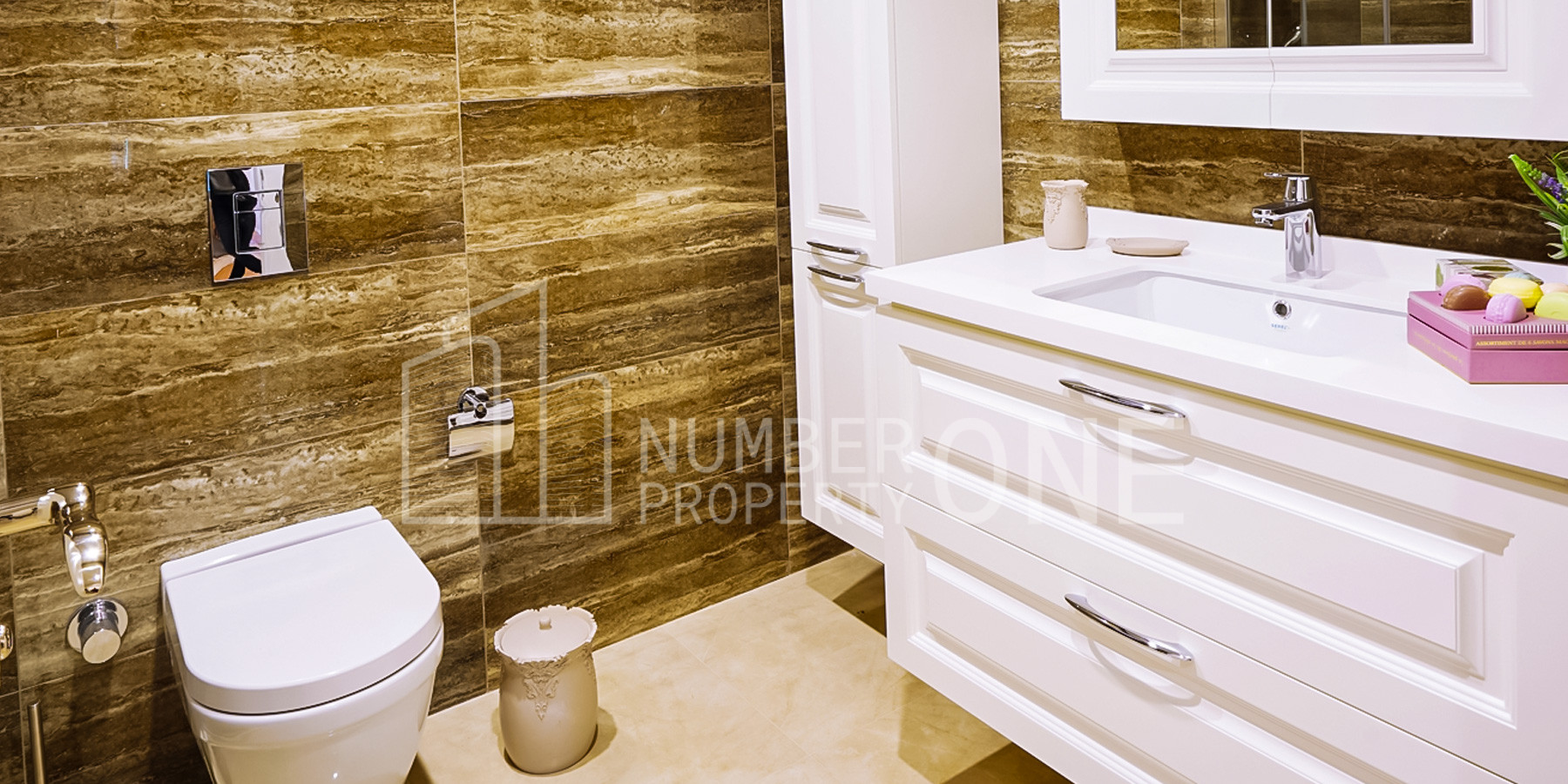 مشروع عائلي بإطلالة على وادي الحياة