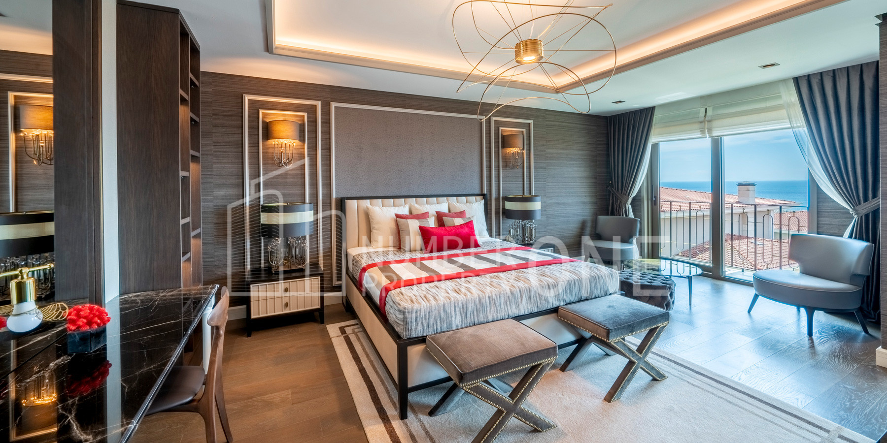 مشروع عملاق بإطلالة على المارينا