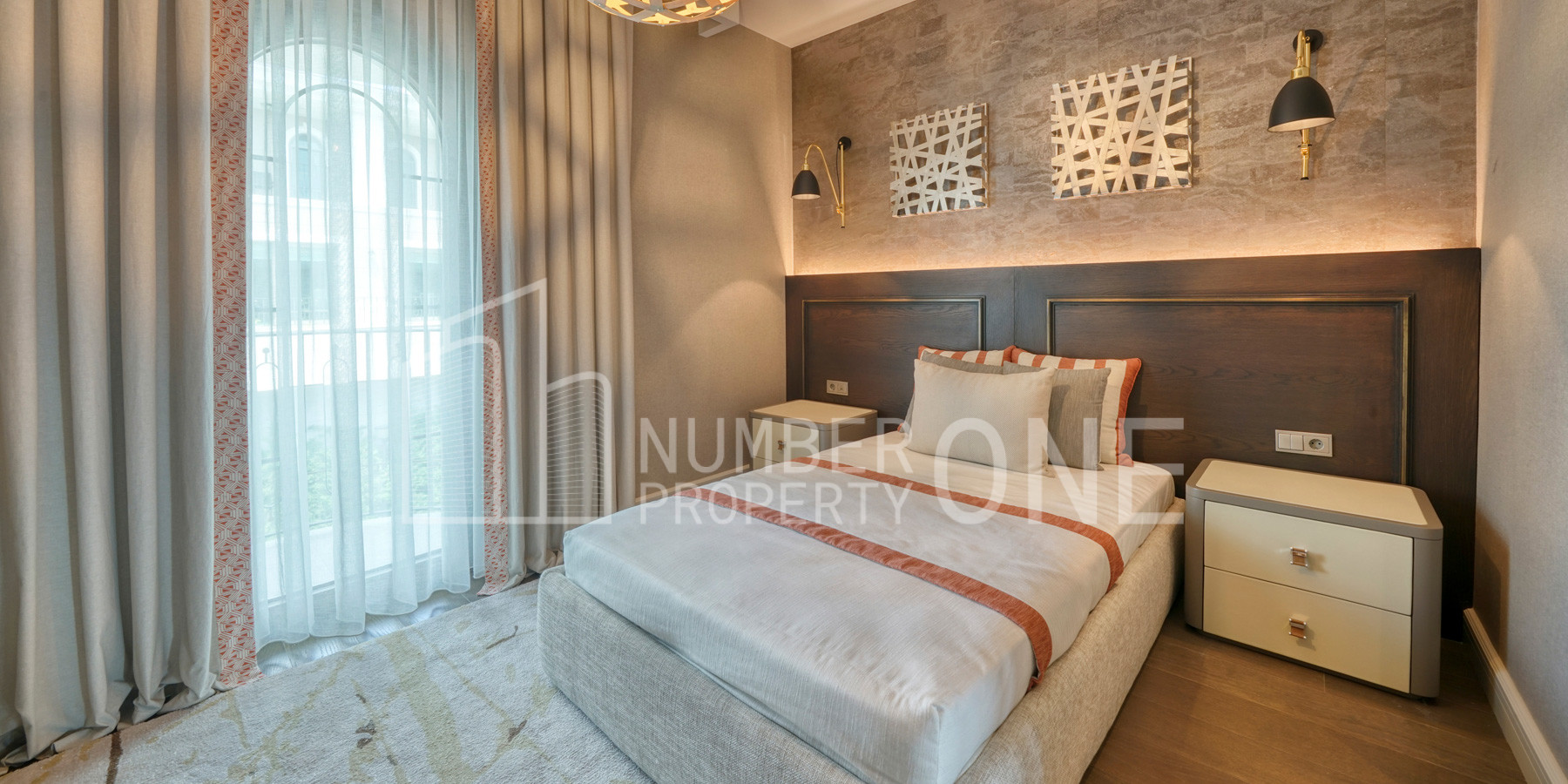 مشروع عملاق بإطلالة على المارينا