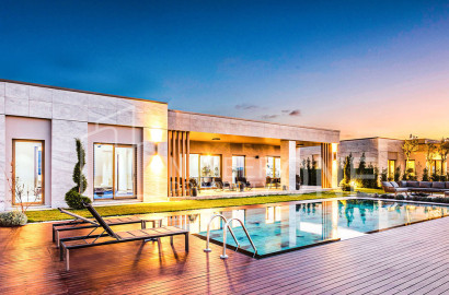 فيلات مطلة على البحر والبحيرة