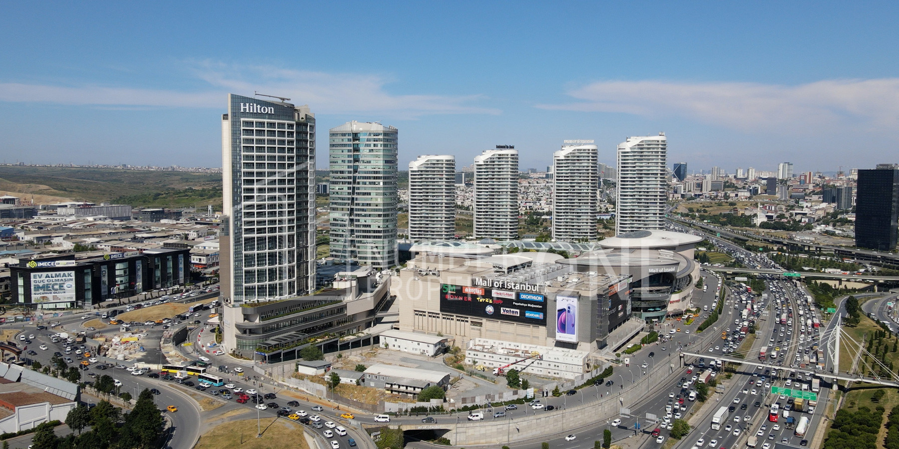 حياة 5 نجوم في موقع فريد