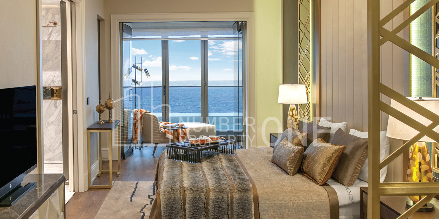 شقق فاخرة وفلل تاريخية بإطلالات بحرية