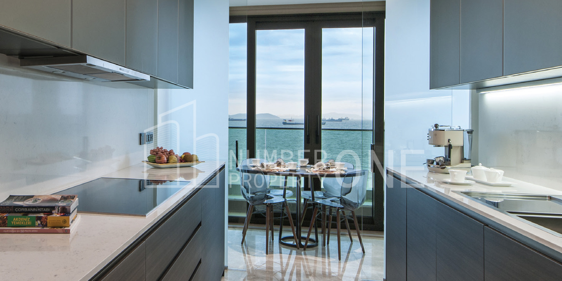 شقق فاخرة وفلل تاريخية بإطلالات بحرية