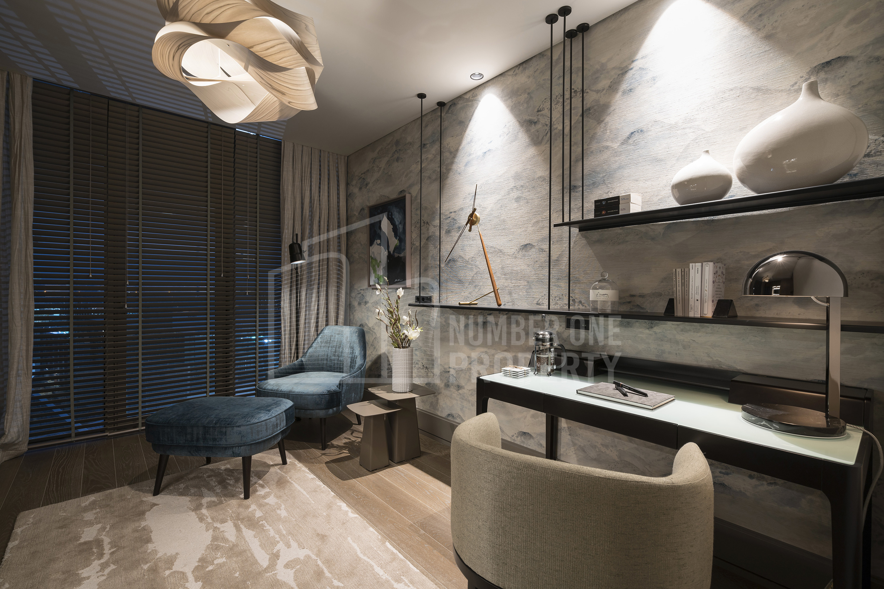 مشروع متميز بأطلالة بانورامية على البحر