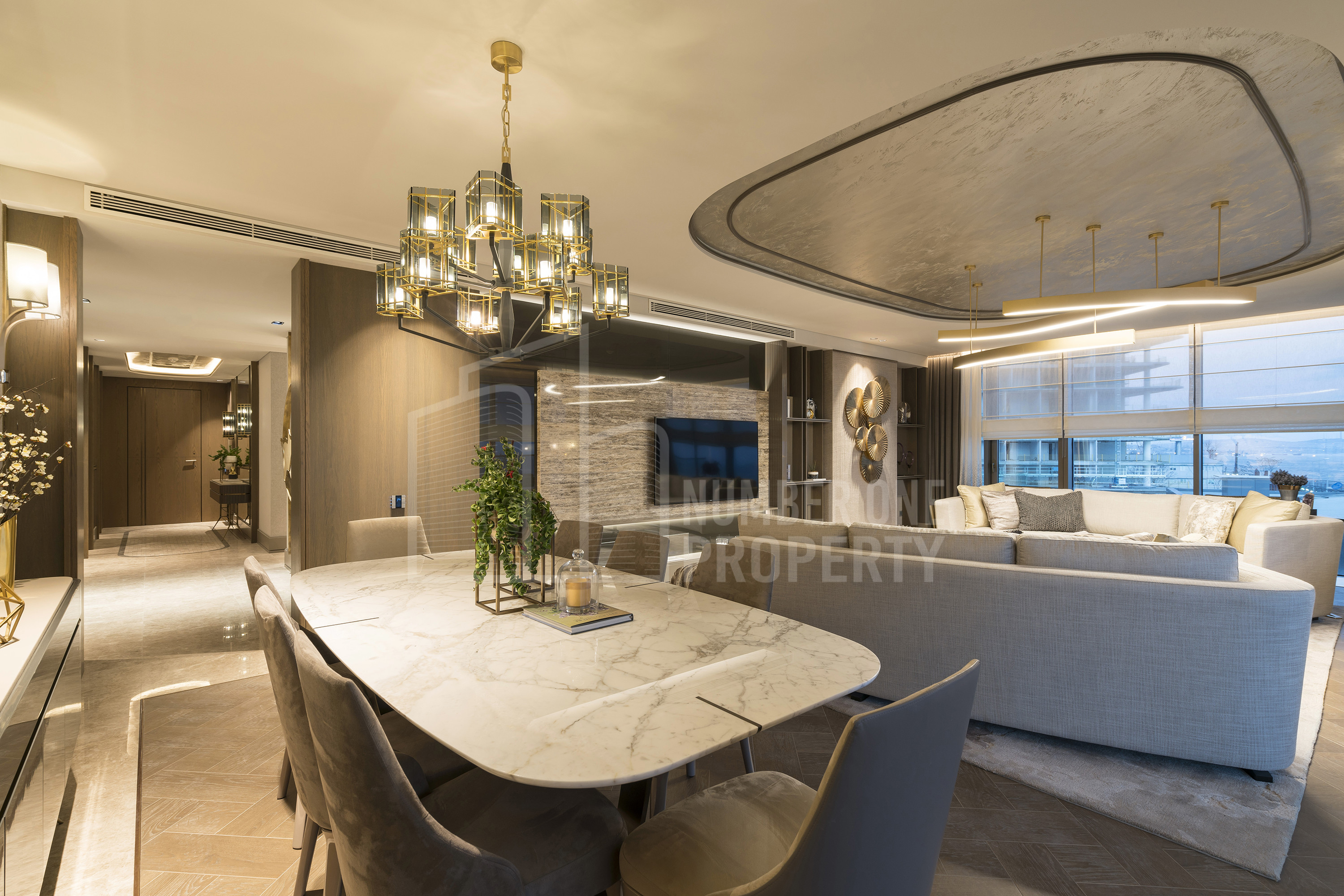 مشروع متميز بأطلالة بانورامية على البحر