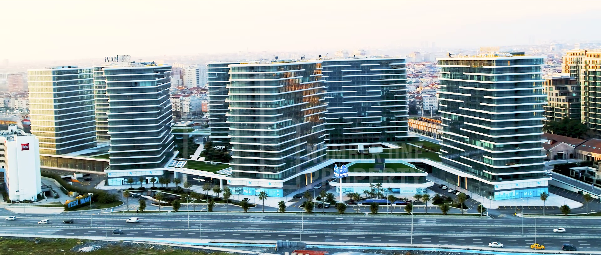 مشروع متميز بأطلالة بانورامية على البحر