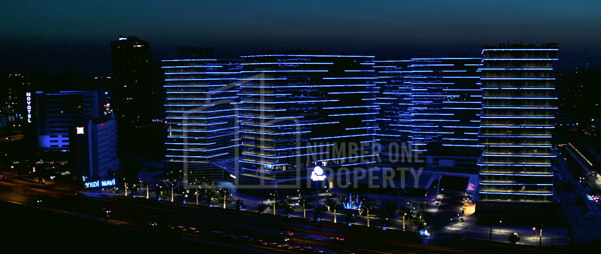 مشروع متميز بأطلالة بانورامية على البحر